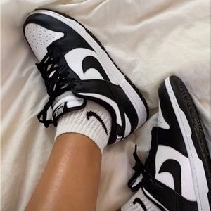 Nike panda dunk lows